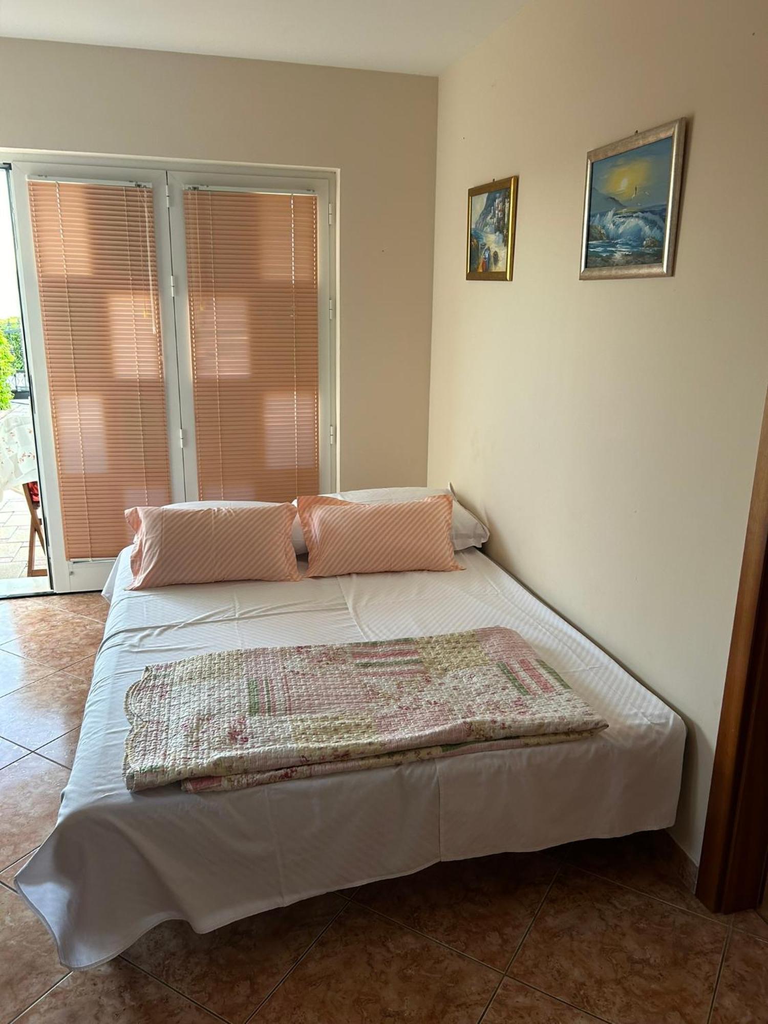 Apartman Strk ซูโกชัน ภายนอก รูปภาพ