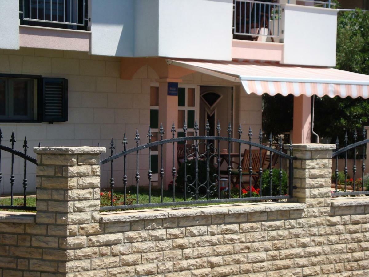 Apartman Strk ซูโกชัน ภายนอก รูปภาพ