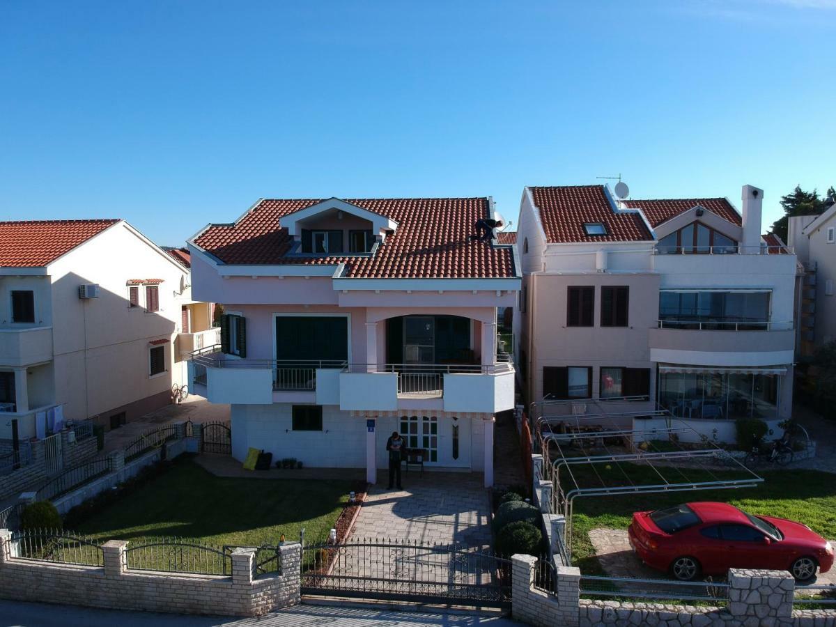 Apartman Strk ซูโกชัน ภายนอก รูปภาพ